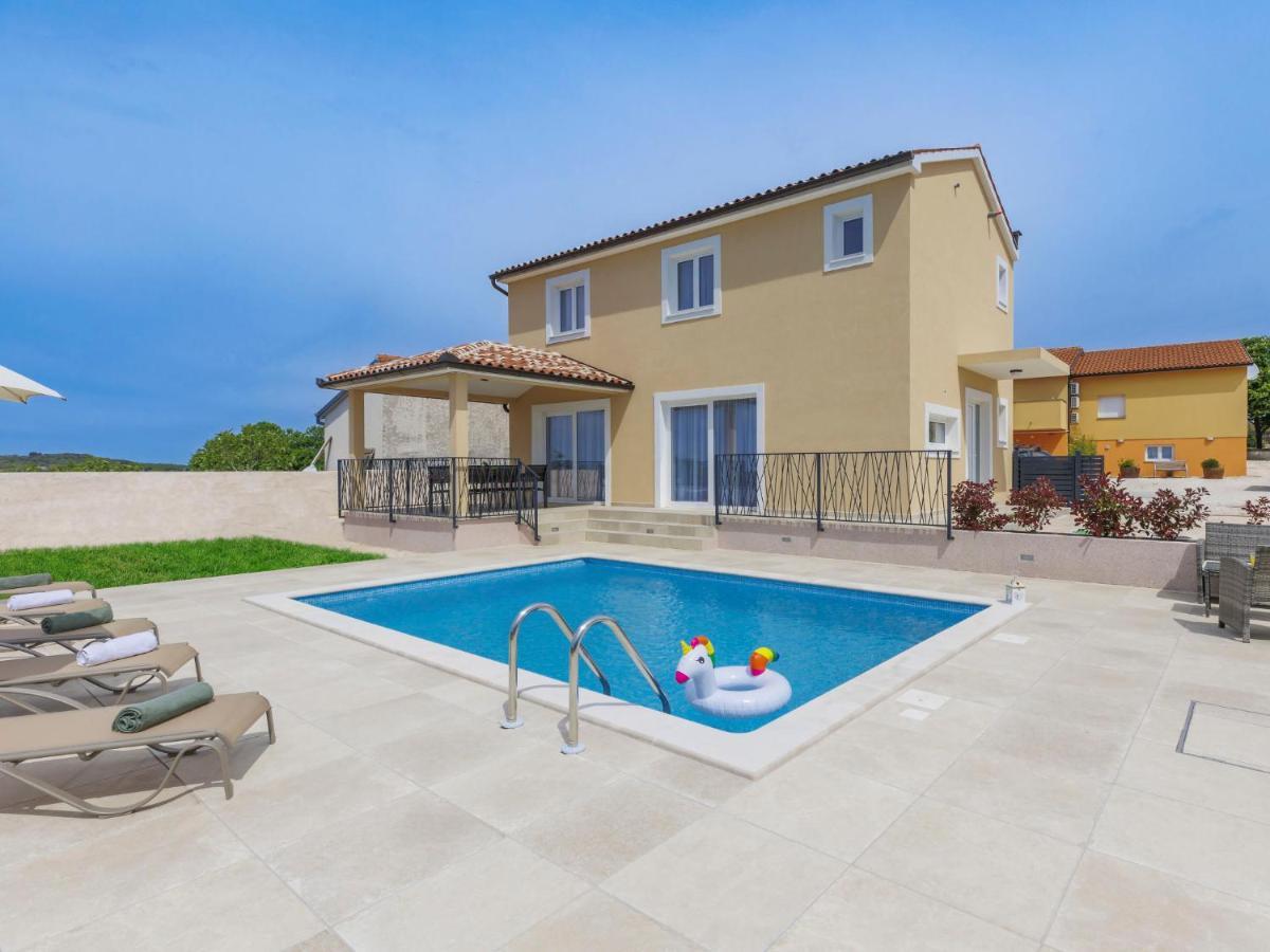 Holiday Home Villa Dora By Interhome Pula Exteriér fotografie