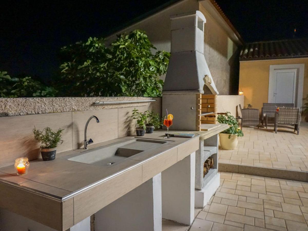 Holiday Home Villa Dora By Interhome Pula Exteriér fotografie