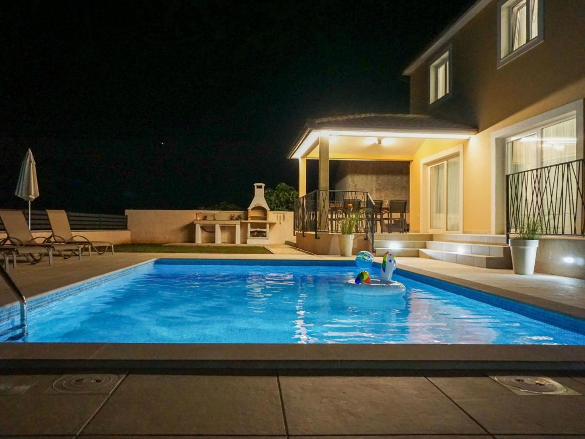 Holiday Home Villa Dora By Interhome Pula Exteriér fotografie